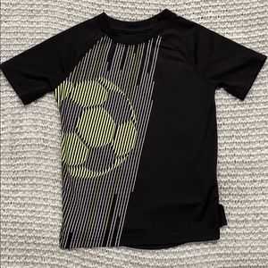 Boys size 5 athletic T-shirt